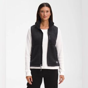 The North Face Women Cragmont Full Zip Fleece Vest Black Size XS
